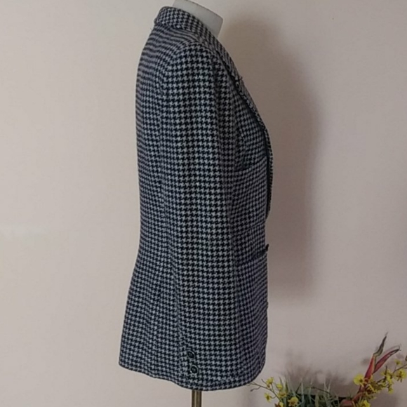 Ungaro Parallele Paris Jacket. - Picture 3 of 13